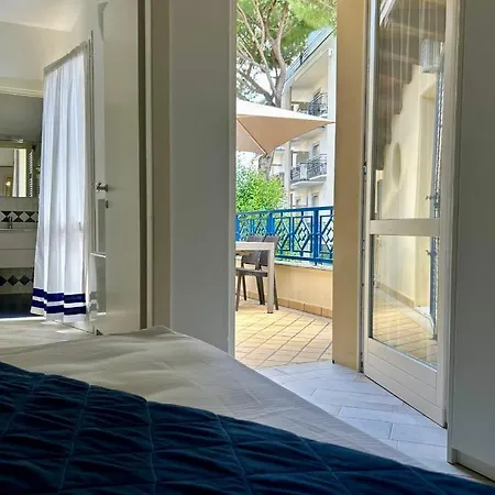 Apartment Borgomarina *