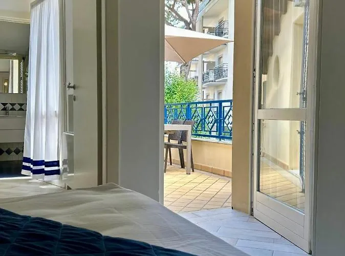 Apartment Borgomarina *